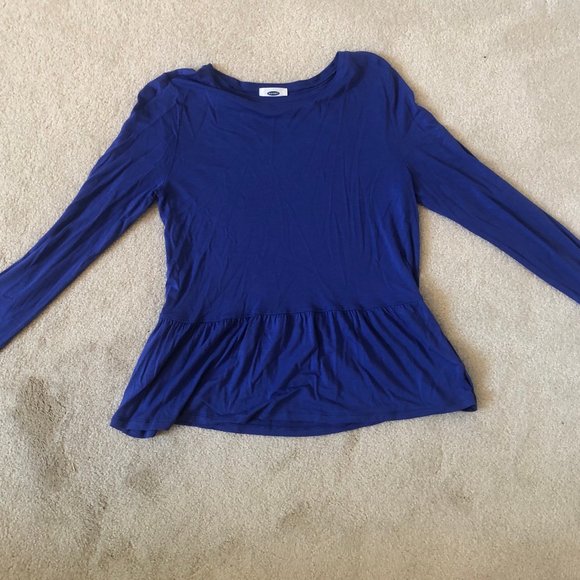 Blue top - Picture 1 of 1